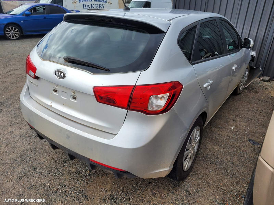 2013 Kia Cerato Parcel Shelf Cargo Blind