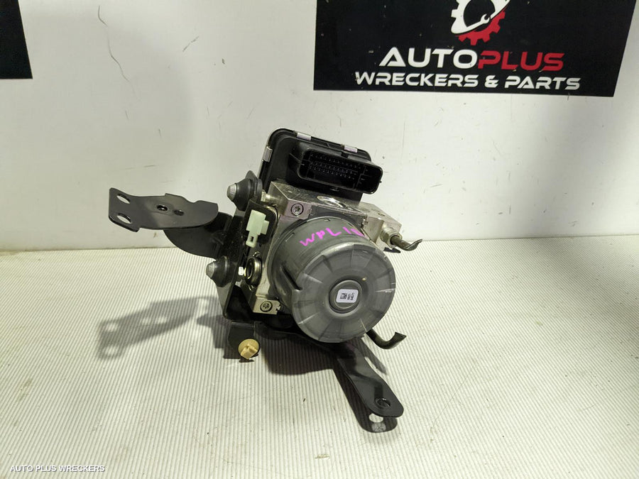 2017 Mitsubishi Outlander Abs Pump Modulator