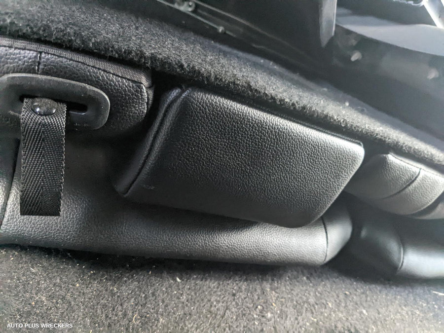 2017 Mitsubishi Outlander Seatbelt Stalk