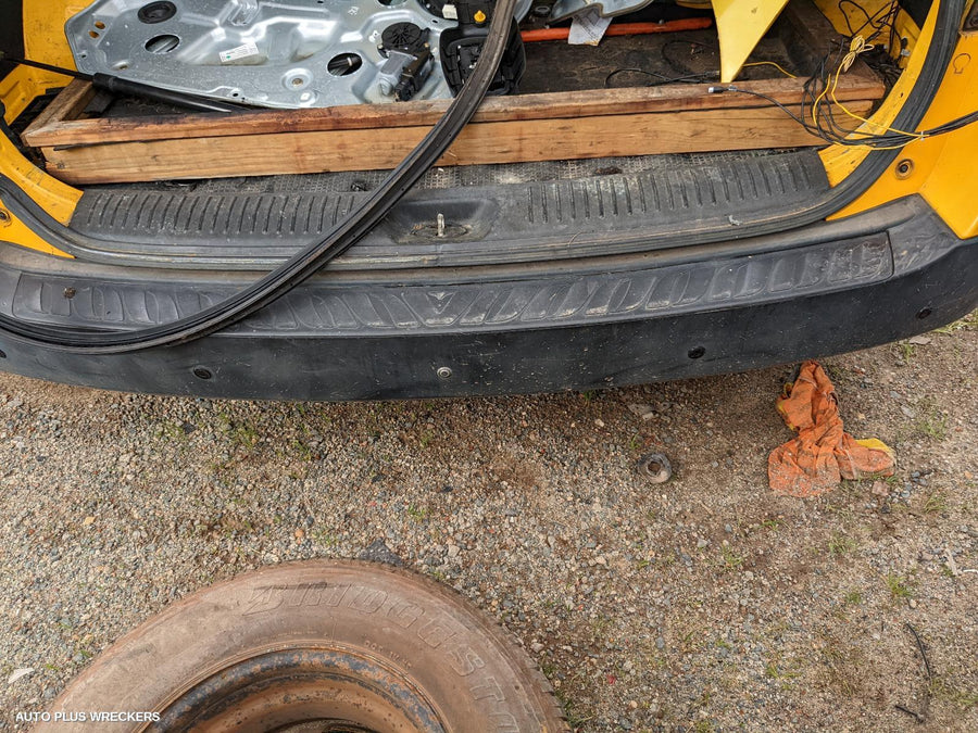 2010 Hyundai Iload/imax Right Guard