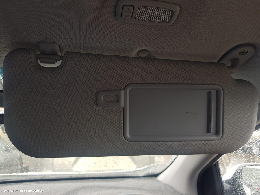 2014 Hyundai I30 Left Front Window Reg Motor