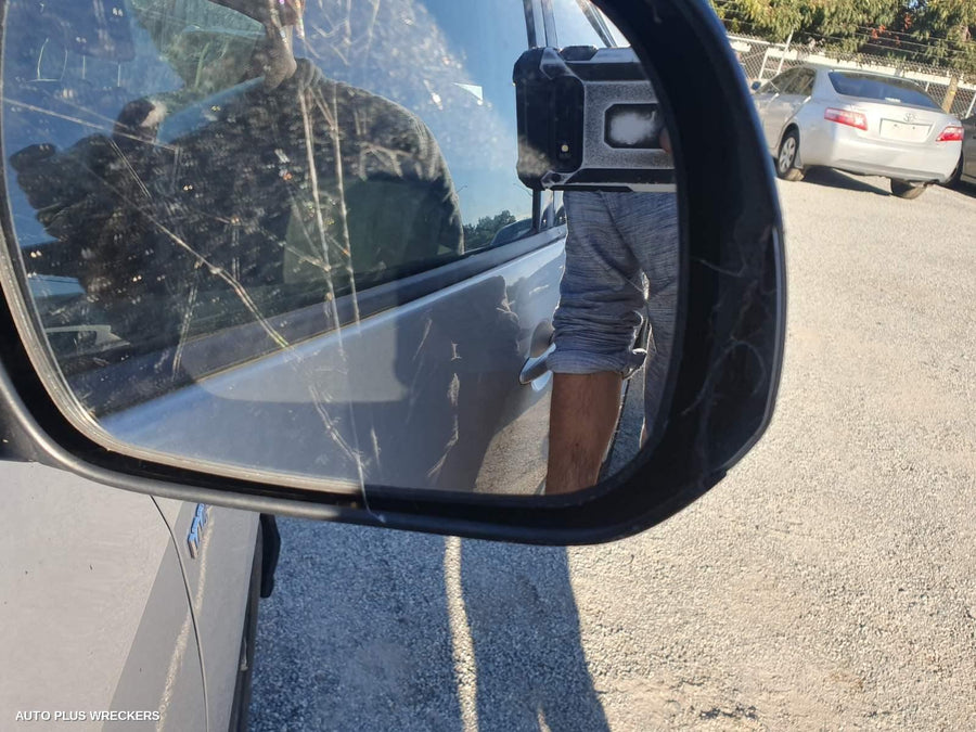 2007 Toyota Tarago Right Taillight