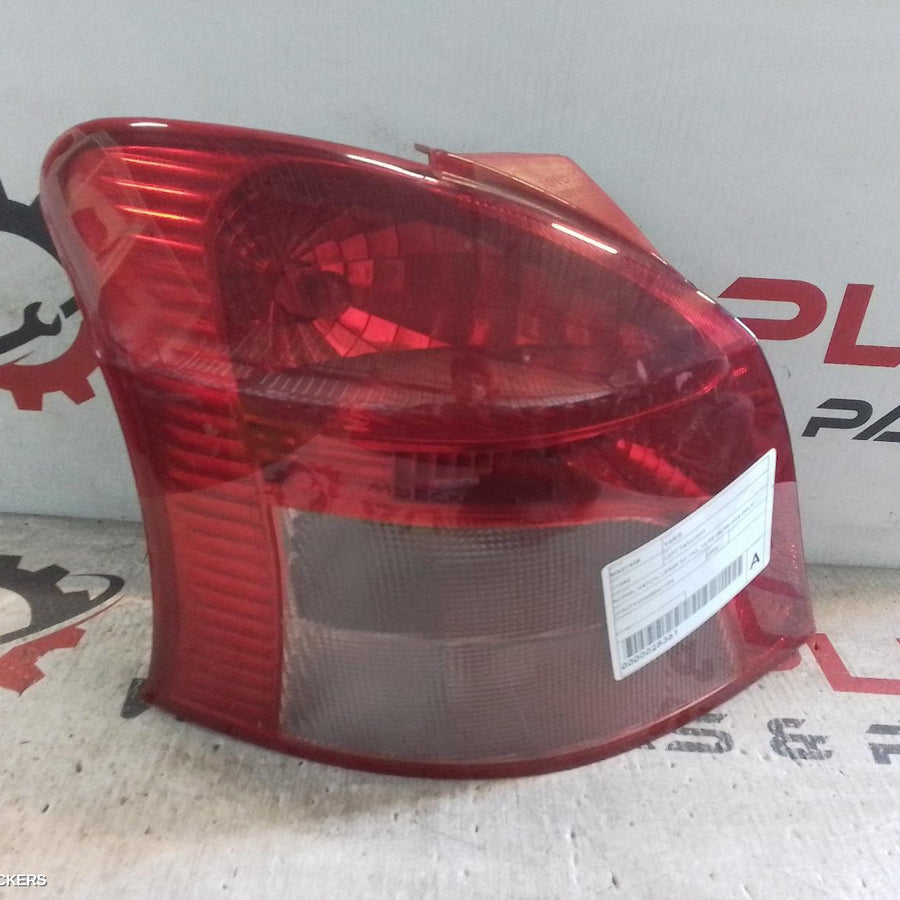 2005-2008 Toyota Yaris Left Taillight