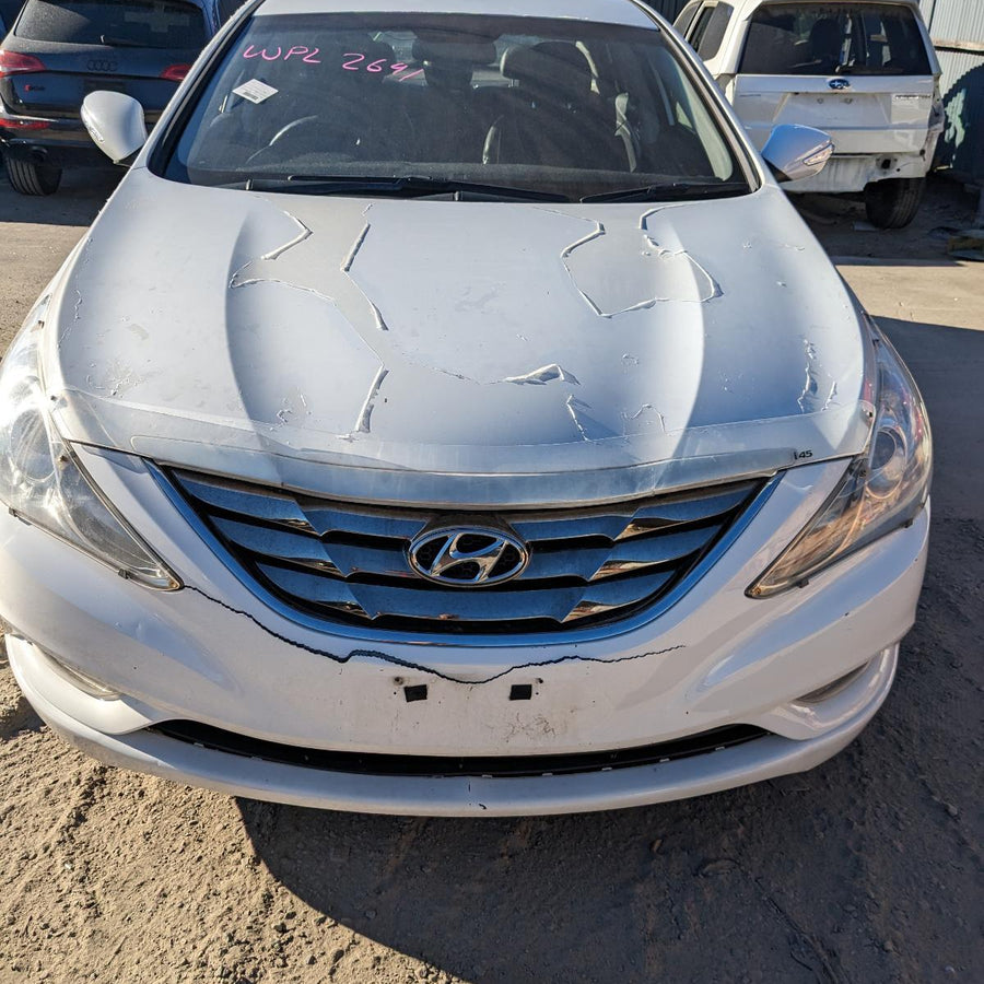 2010-2013 Hyundai I45 Rear Garnish