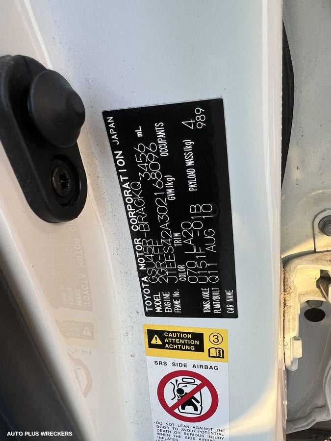 2010 Toyota Kluger Wheel Mag