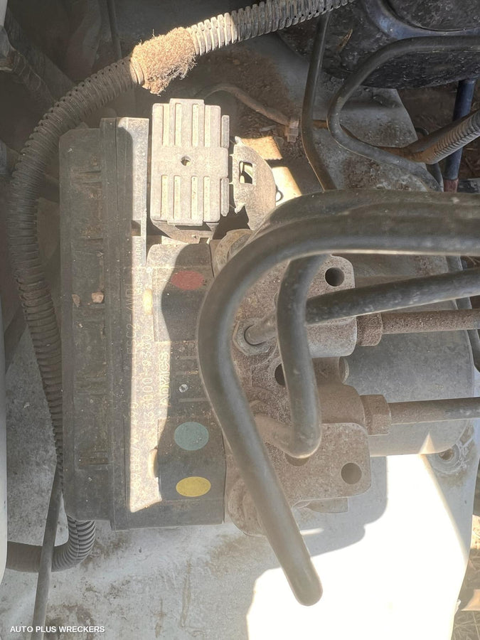 2016 Isuzu Dmax Spare Wheel Carrier