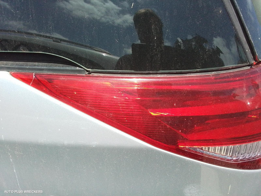 2006 TOYOTA TARAGO RIGHT INDICATOR FOG SIDE