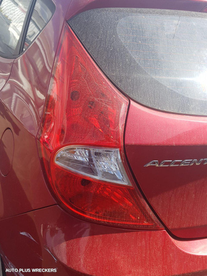 2013 Hyundai Accent Door Handle