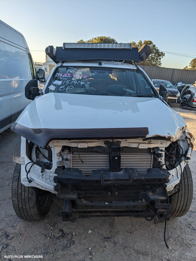 2021 Isuzu Mu-x Rear Garnish