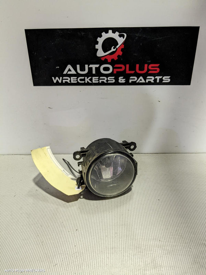 2012 Renault Megane Right Indicator Fog Side