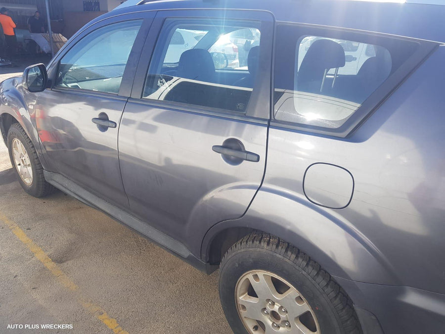 2010 Mitsubishi Outlander Door Boot Gate Lock