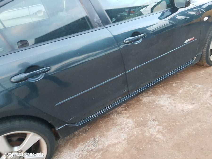 2005 Mazda 3 Rear Garnish