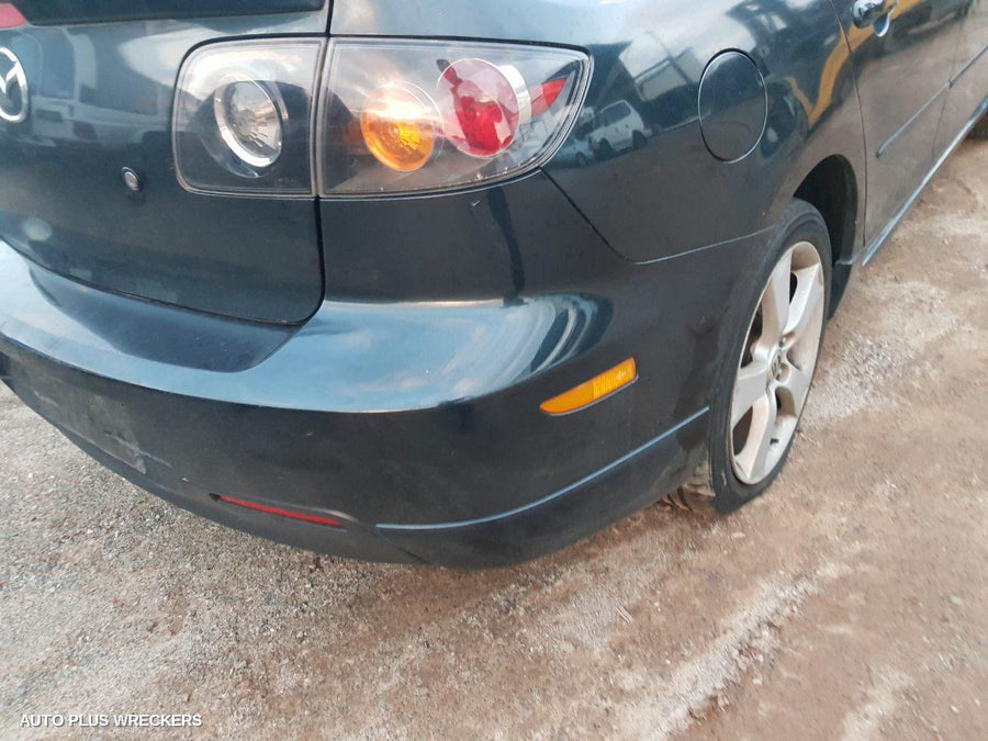 2003-2006 Mazda 3 Right Taillight