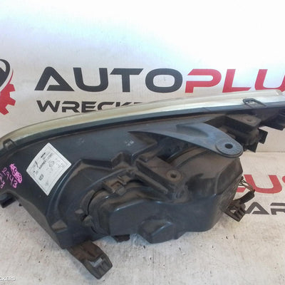 2005 Ford Focus Right Headlamp