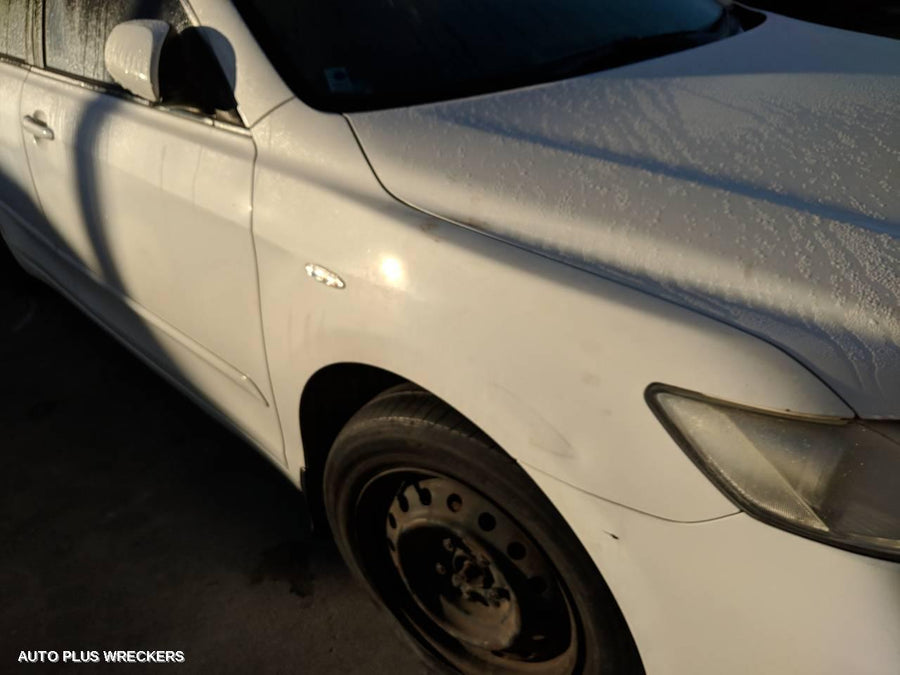 2007 Toyota Camry Door Boot Gate Lock