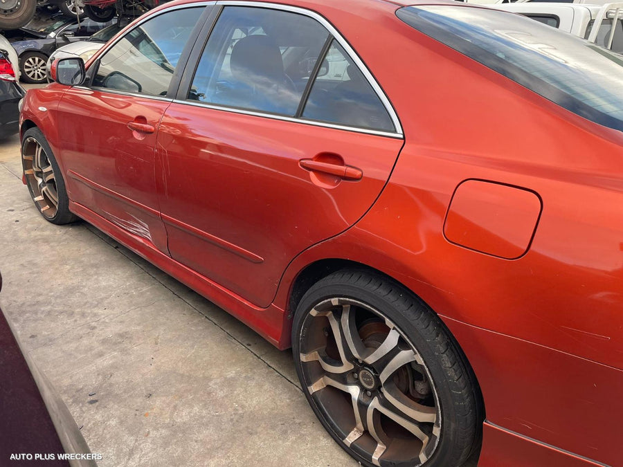 2007 Toyota Camry Rear Garnish