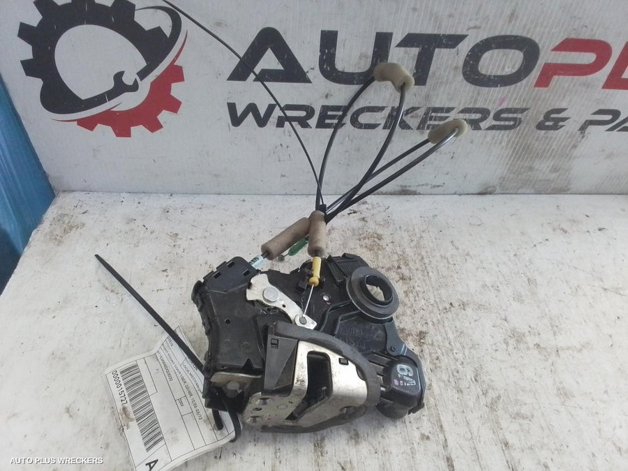 2006-2012 Toyota Aurion Door Boot Gate Lock