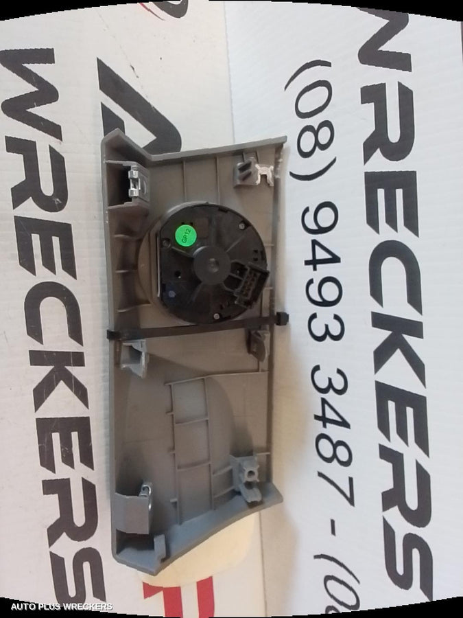2015-2025 Ldv G10 Combination Switch