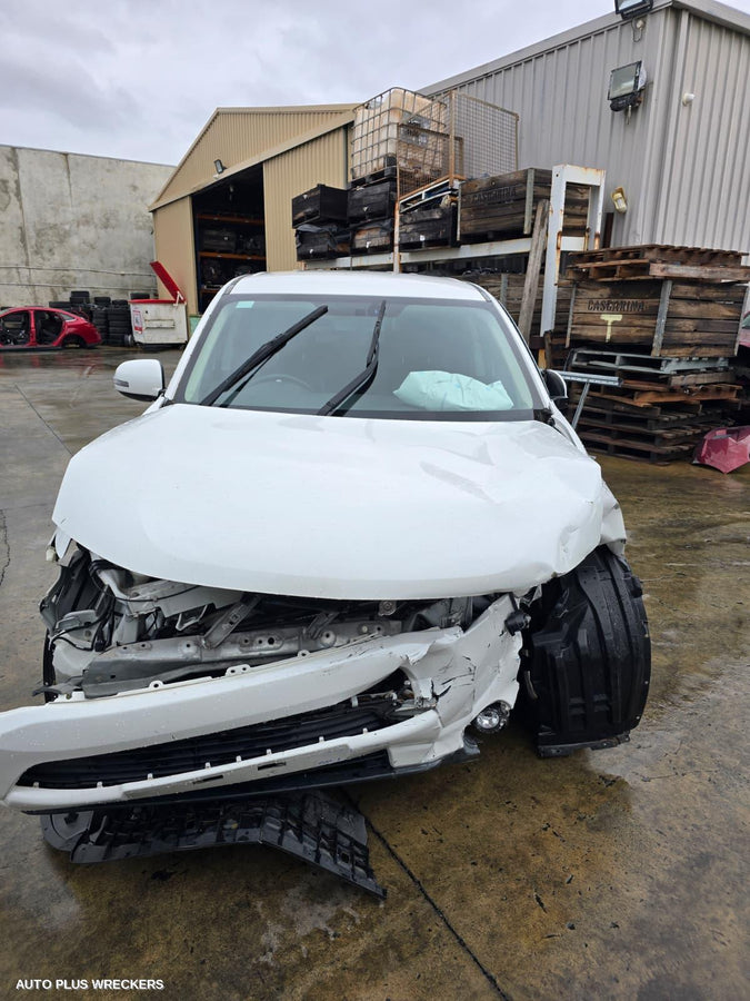 2012-2014 Mitsubishi Outlander Trans Gearbox