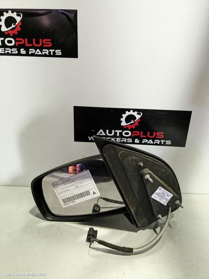 2005-2010 Nissan Pathfinder Left Door Mirror