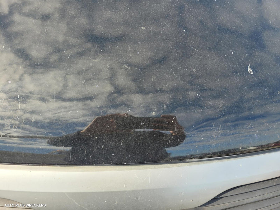 2010 Kia Sportage Left Taillight