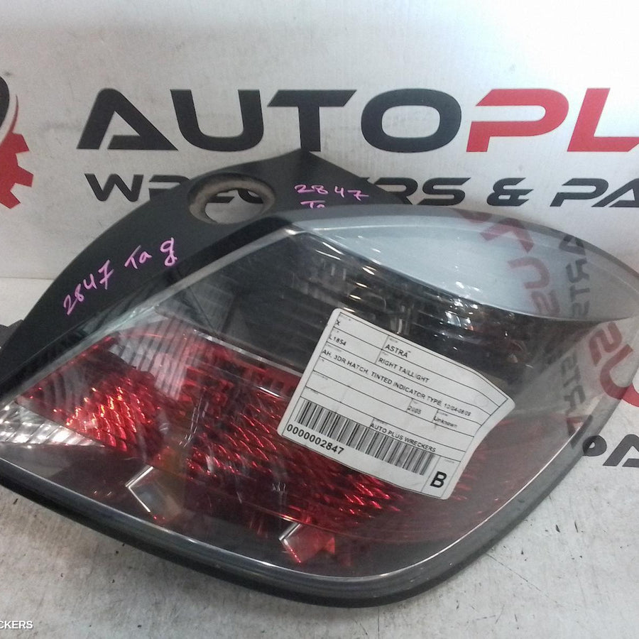 2005 Holden Astra Right Taillight