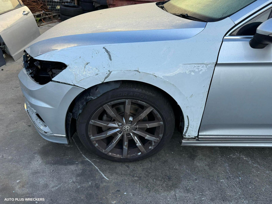 2016 Volkswagen Passat Right Rear Wnd Reg Motor