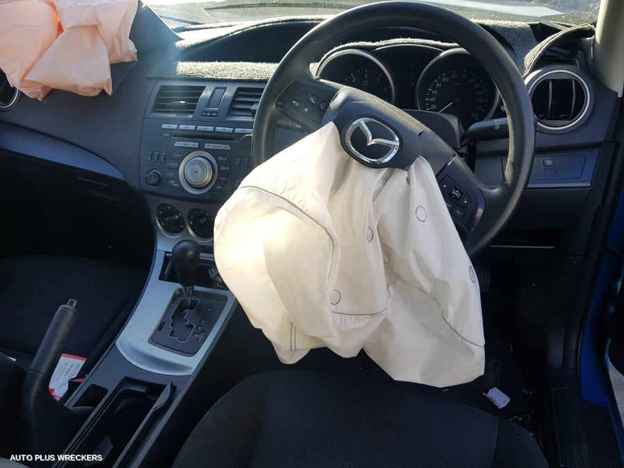 2009 Mazda 3 Left Front Door Window