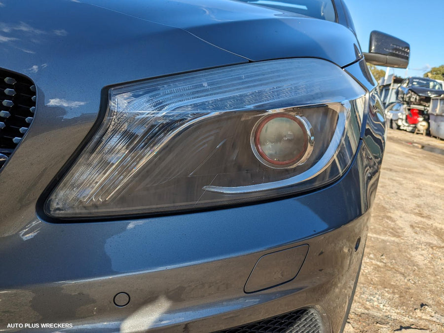 2013 Mercedes A Class Right Guard