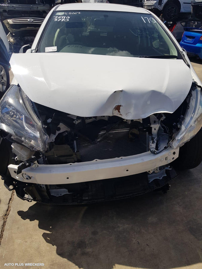 2015 Toyota Yaris Door Boot Gate Lock