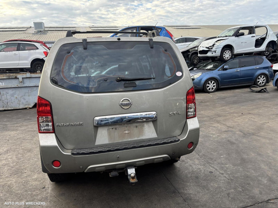 2005-2013 Nissan Pathfinder Left Front Door Window