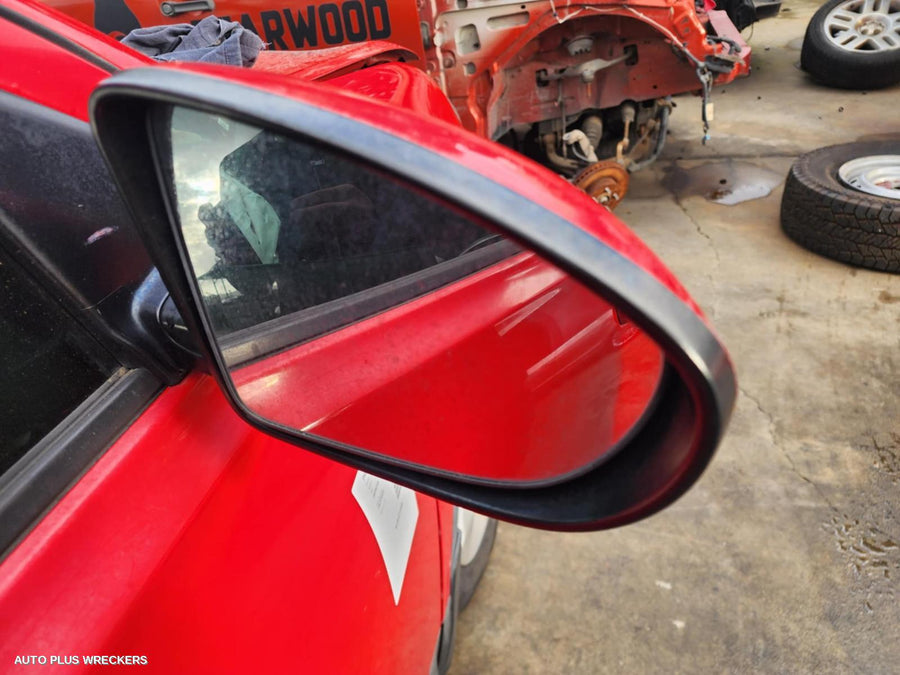 2011 Nissan Dualis Right Door Mirror