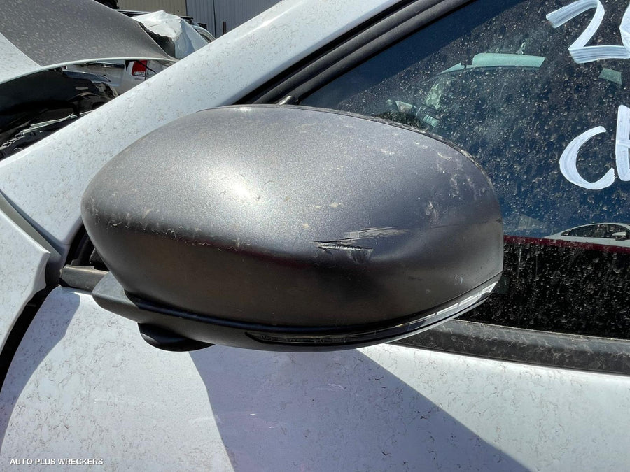 2016 Jeep Cherokee Left Taillight