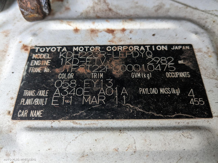 2011 Toyota Hiace Trans Gearbox