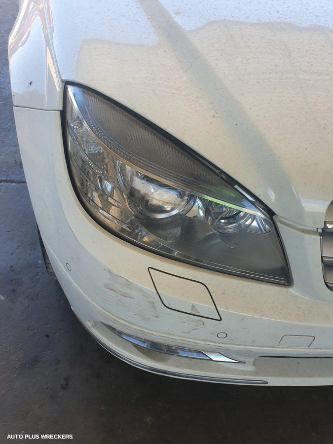 2011 Mercedes C Class Right Front Door