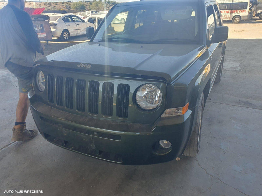 2008 Jeep Patriot Right Door Mirror