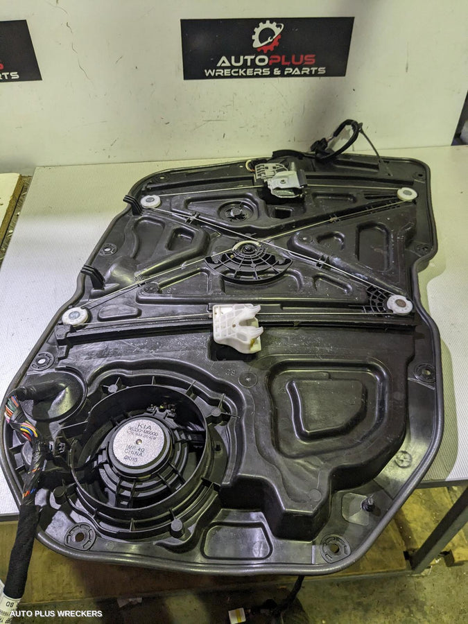 2018 Kia Cerato Right Front Window Reg Motor