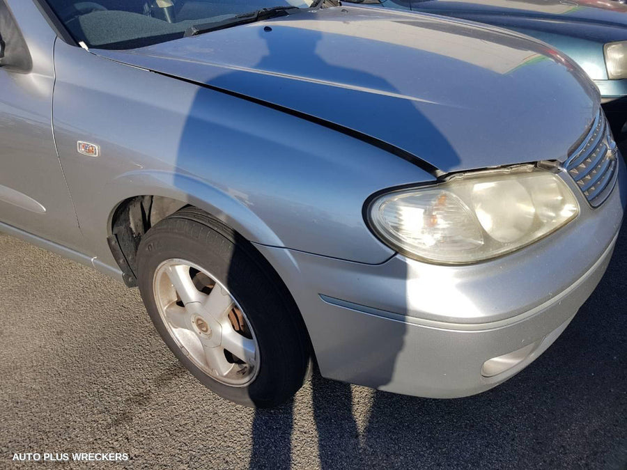 2000-2005 Nissan Pulsar Right Rear Door Window