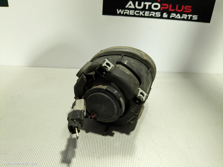 2006 Subaru Outback Right Indicator Fog Side