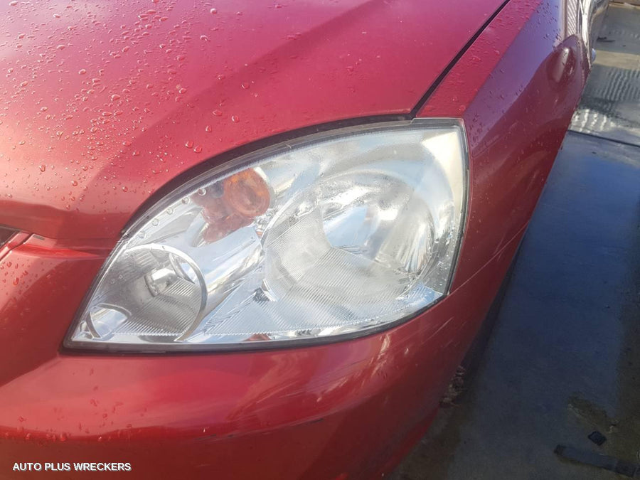 2007 Mitsubishi 380 Left Rear Door Window