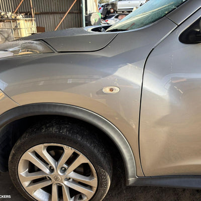 2014 Nissan Juke Front Seat