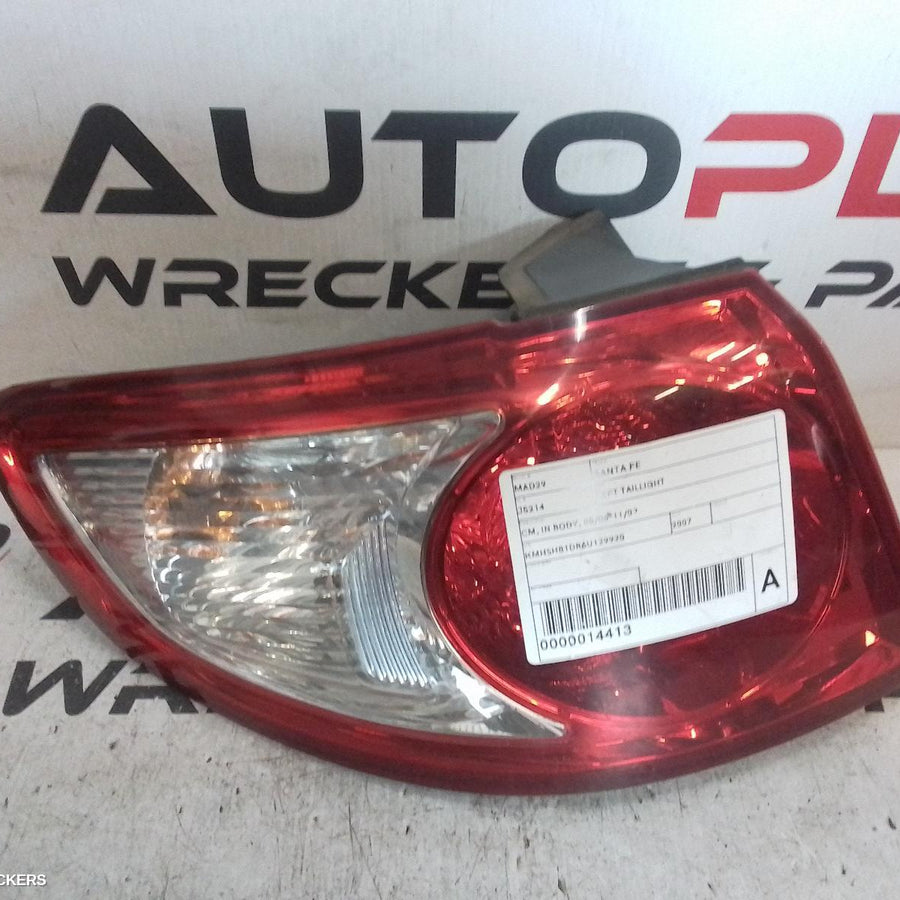 2006-2009 Hyundai Santa Fe Left Taillight