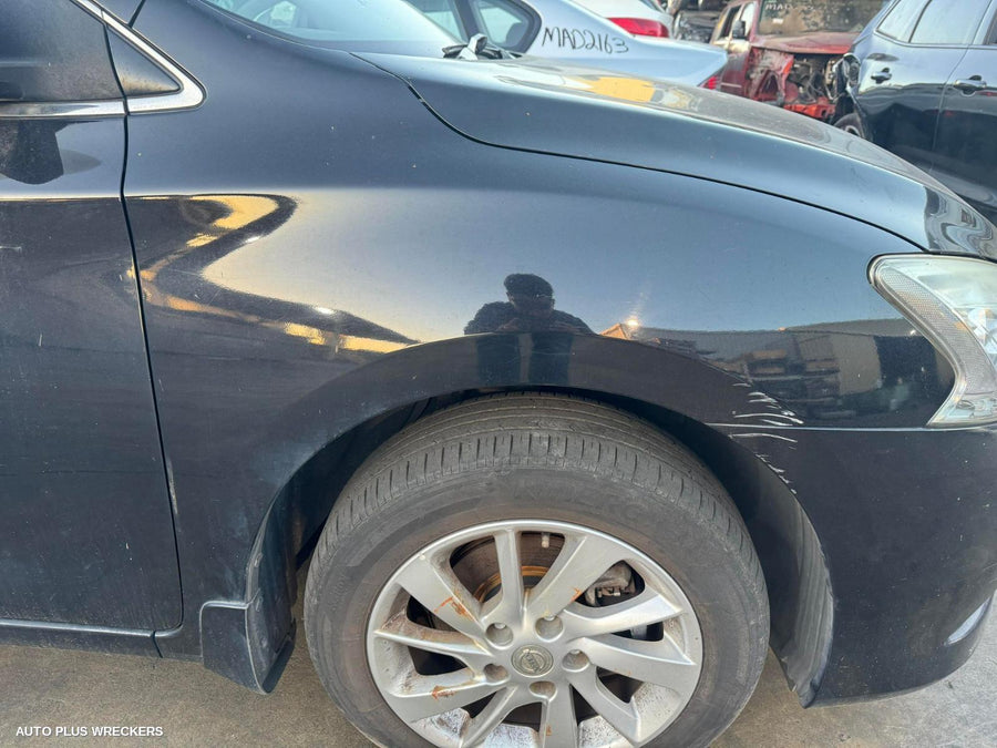2012-2017 Nissan Pulsar Left Door Mirror