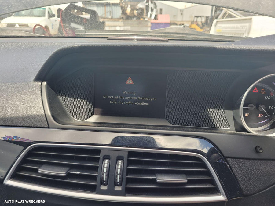 2011 Mercedes C Class Right Rear Door Sliding