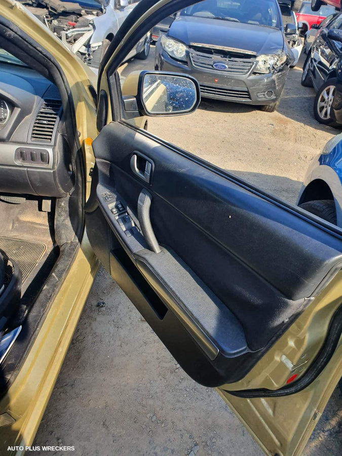 2006 Mitsubishi 380 Bootlid Tailgate