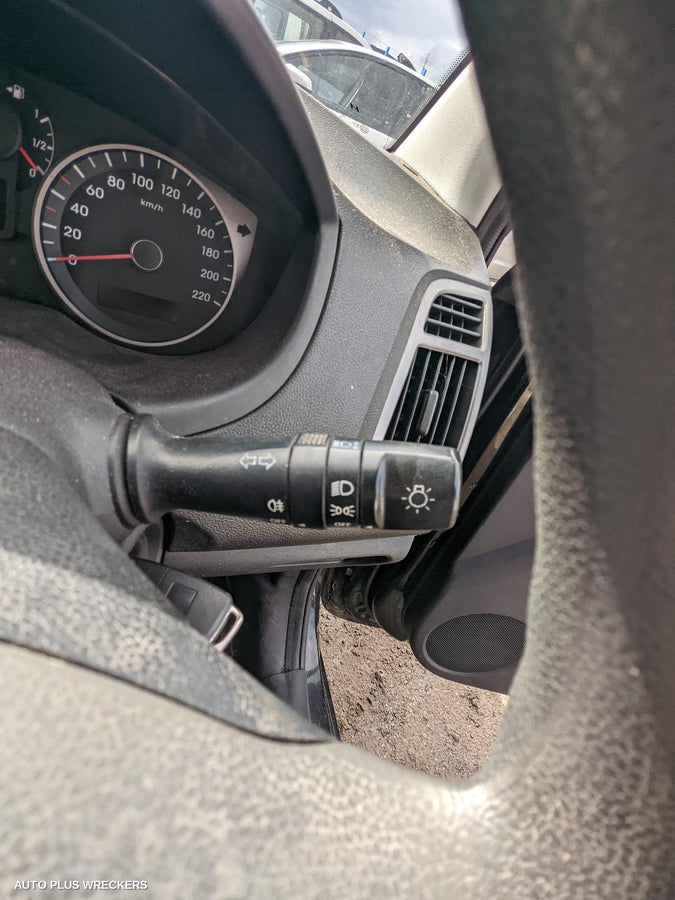 2014 Hyundai I20 Right Door Mirror