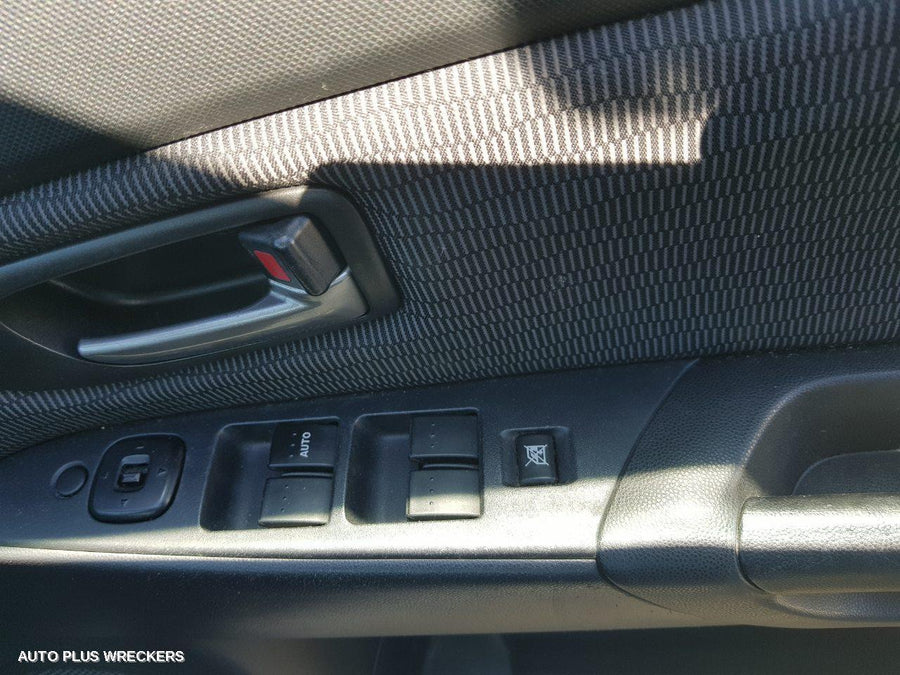 2007 Mazda 3 Rear Garnish