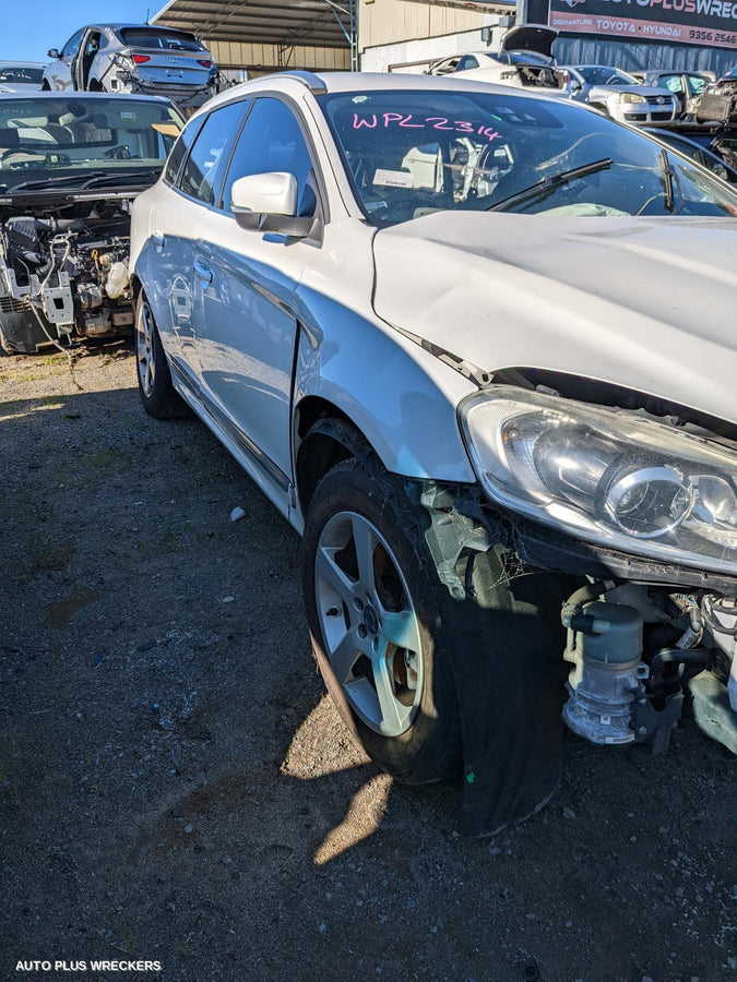 2009-2017 Volvo Xc60 Left Front Door Window