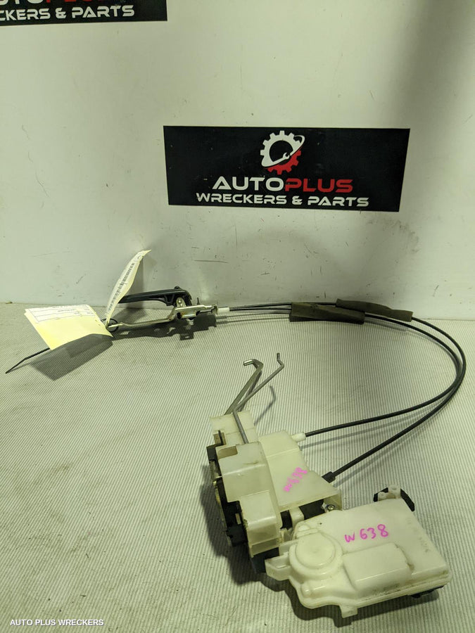 2008 Mazda Bt50 Door Handle