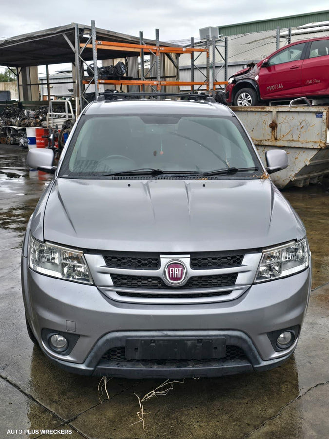 2013-2017 Fiat Freemont Left Headlamp
